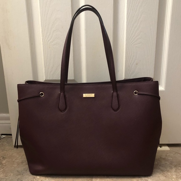 kate spade Handbags - SALE 🔥 Kate Spade Large Plum Tote